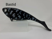 Load image into Gallery viewer, ULM Lures Snackbite 16cm/65g C - Fishing Lures Ltd
